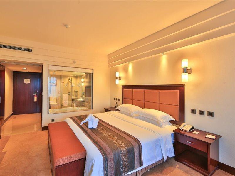 מלון Ramada Chengdu North מראה חיצוני תמונה