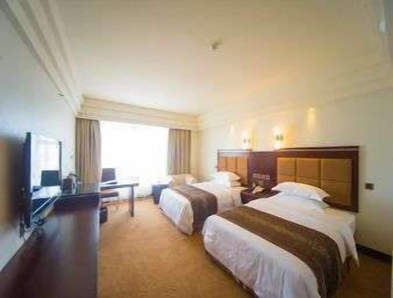 מלון Ramada Chengdu North חדר תמונה