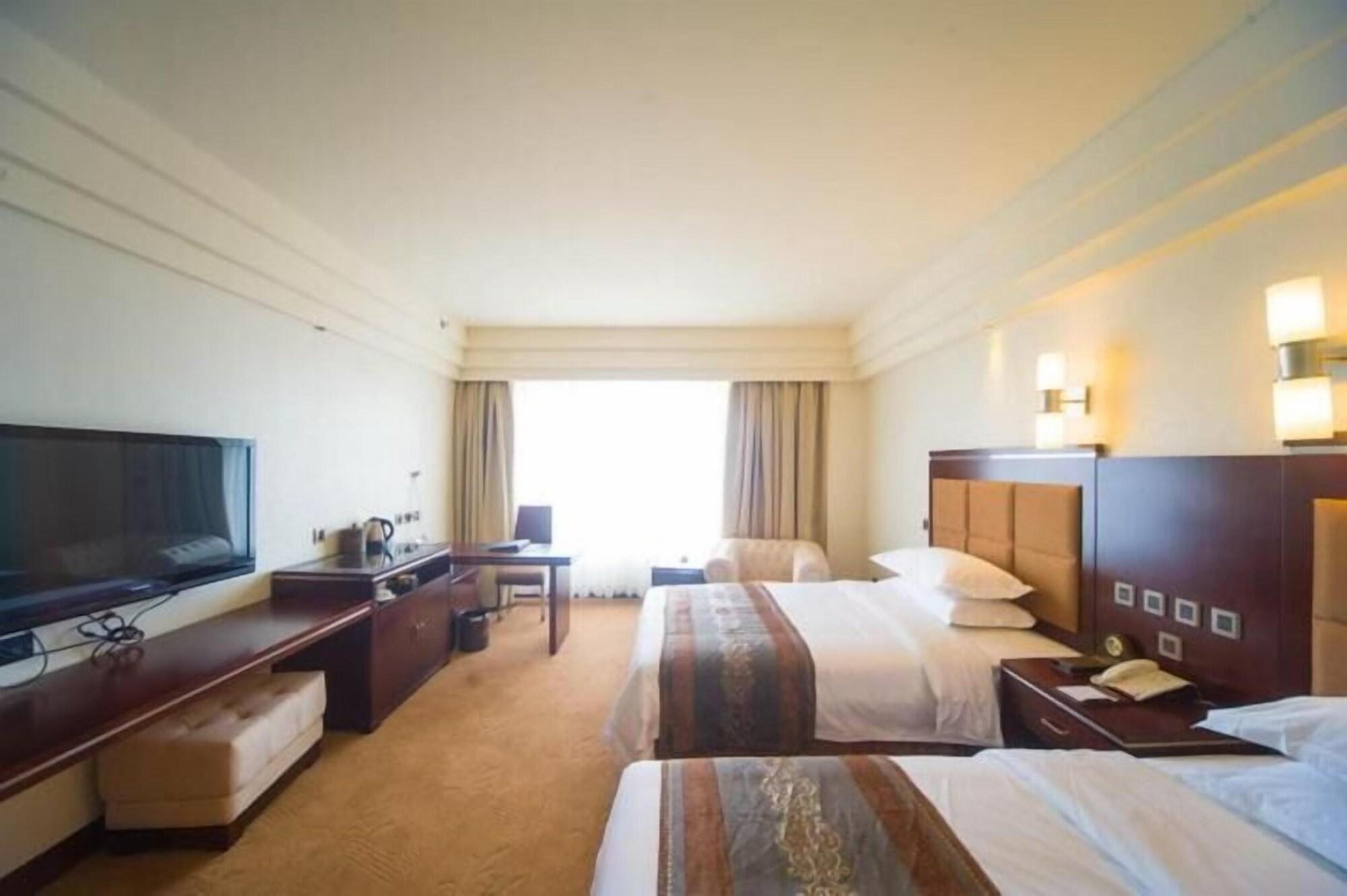 מלון Ramada Chengdu North מראה חיצוני תמונה